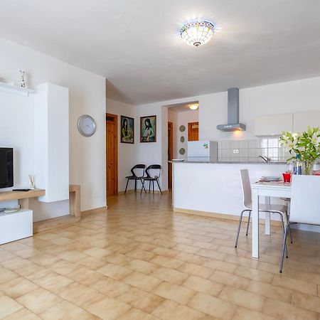 Casa Vacanze Patrizia Valledoria  Luaran gambar