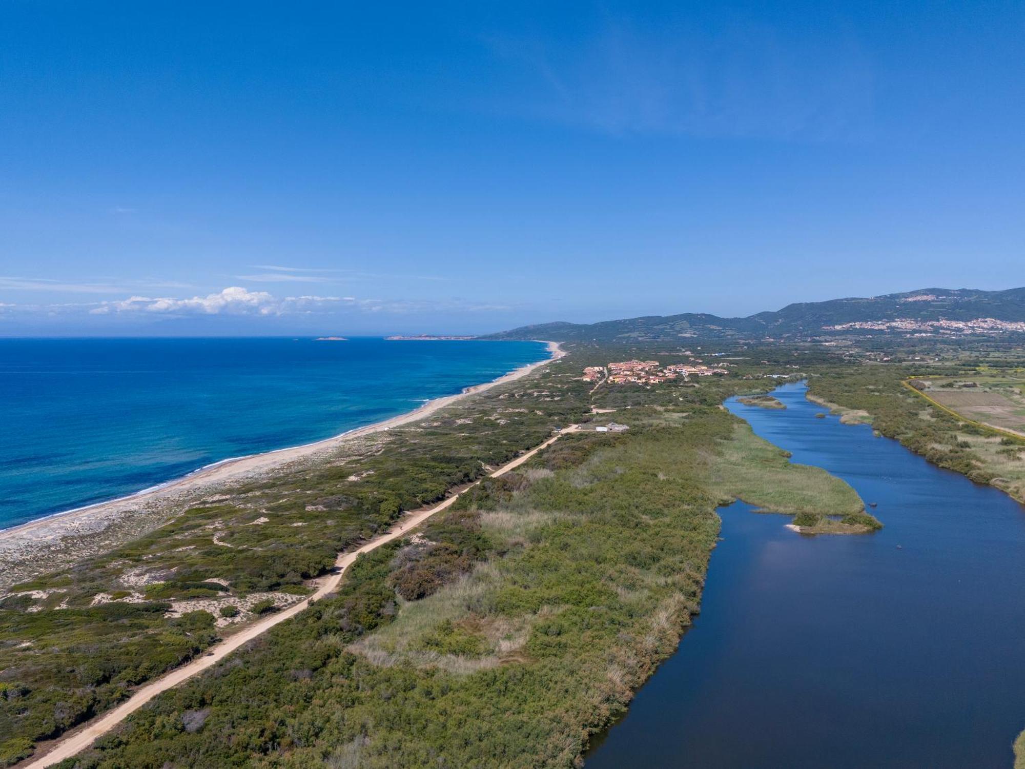 Casa Vacanze Patrizia Valledoria  Luaran gambar